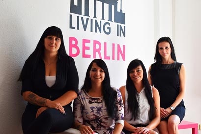 Living in Berlin Teamfoto